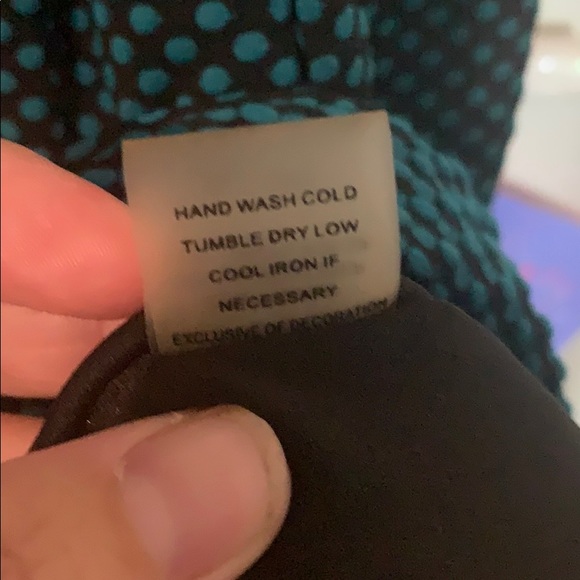 Dress - Picture 4 of 6